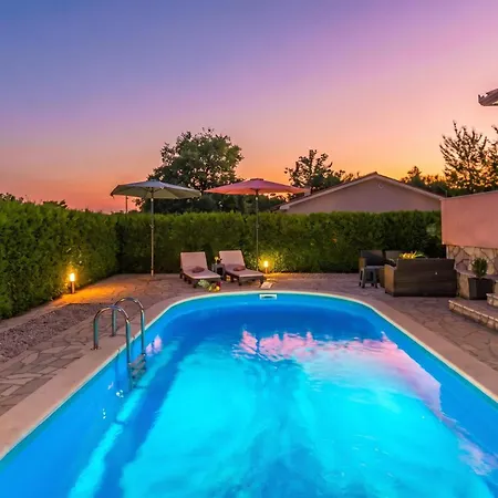 Istrian Villa Stella For 8: Pool & Sauna *